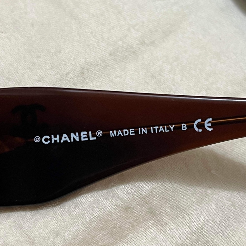 Sold ❎❎Authentic CHANEL SUNGLASSES 🕶️ - Picture 15 of 16